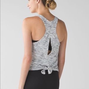 Lululemon sate the sun tank